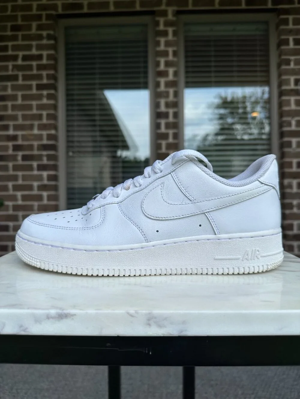 Nike AF1 Air Force 1 '07 LE Low Women's Basketball Shoes White/White Size 10